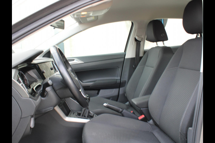 Volkswagen Polo 1.0 TSI Comfortline | APPLE CARPLAY | 12 MAANDEN BOVAG GARANTIE |