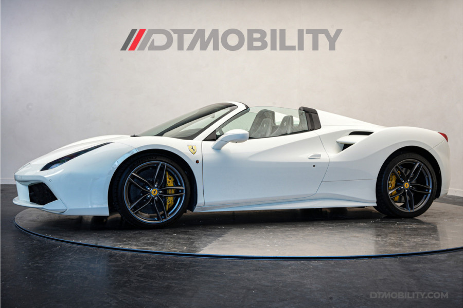Ferrari 488 3.9 Spider HELE | Daytona Racing Seats | Passenger Display | Nose Lift |