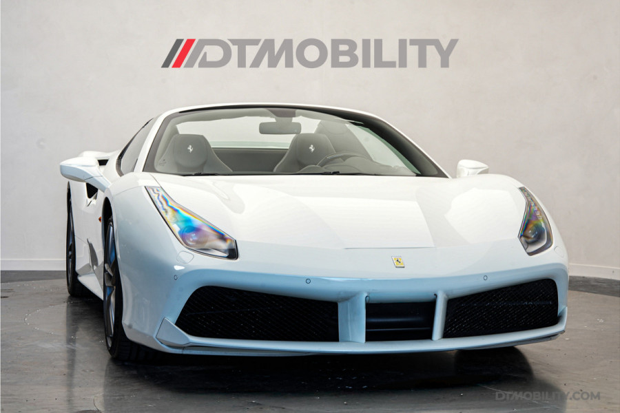 Ferrari 488 3.9 Spider HELE | Daytona Racing Seats | Passenger Display | Nose Lift |