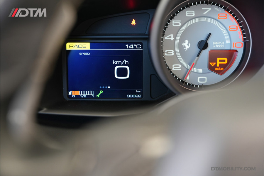 Ferrari 488 3.9 Spider HELE | Daytona Racing Seats | Passenger Display | Nose Lift |