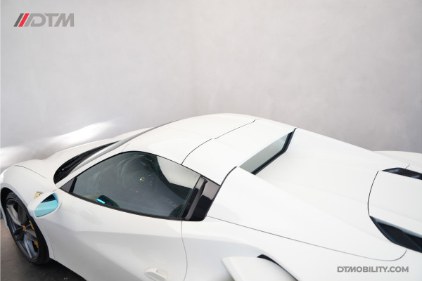 Ferrari 488 3.9 Spider HELE | Daytona Racing Seats | Passenger Display | Nose Lift |