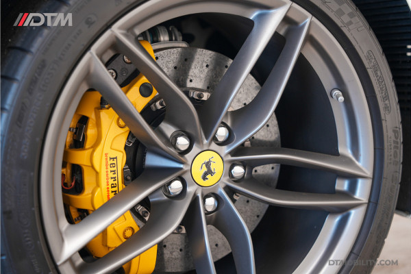 Ferrari 488 3.9 Spider HELE | Daytona Racing Seats | Passenger Display | Nose Lift |