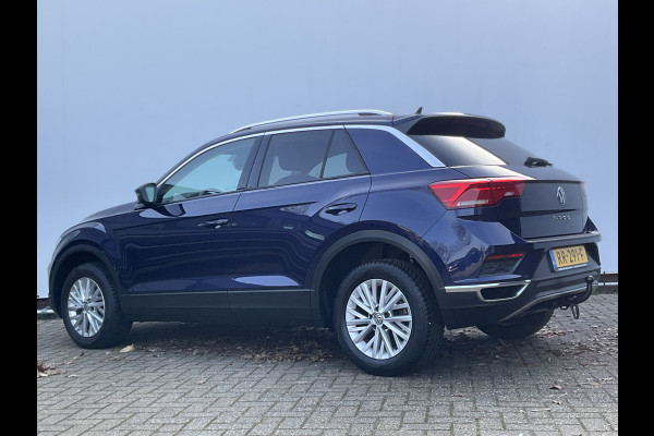 Volkswagen T-Roc 1.0 TSI Style DAB Navi PDC Trekhaak Hoge zit Bluetooth