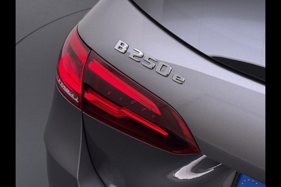 Mercedes-Benz B-Klasse 250 e AMG Line | Distronic Trekhaak Multibeam Night