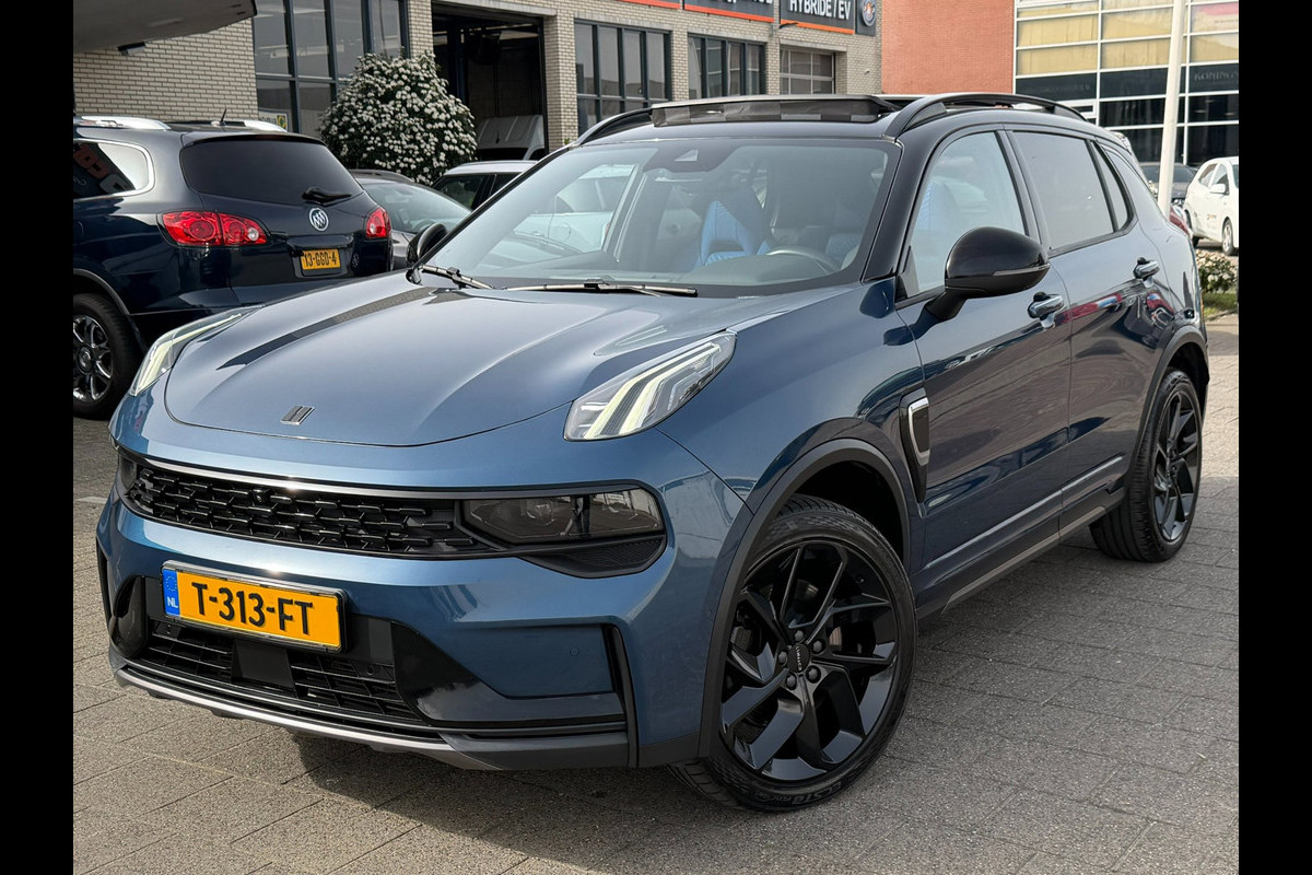 Lynk & Co 01 1.5 l Pano l NAVI l Camera