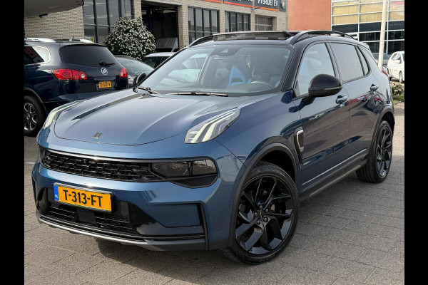 Lynk & Co 01 1.5 l Pano l NAVI l Camera