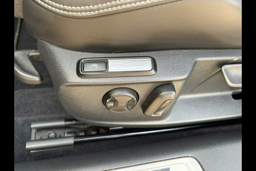 Volkswagen Passat Variant 1.5 TSI Highline R-LINE LEER,MASSAGE,CAMERA,AUTOMAAR,NIEUW-APK