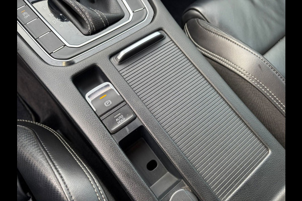 Volkswagen Passat Variant 1.5 TSI Highline R-LINE LEER,MASSAGE,CAMERA,AUTOMAAR,NIEUW-APK