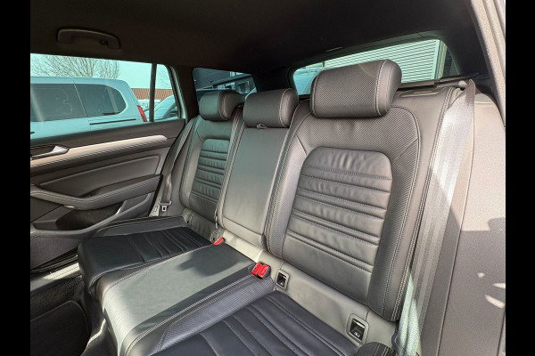 Volkswagen Passat Variant 1.5 TSI Highline R-LINE LEER,MASSAGE,CAMERA,AUTOMAAR,NIEUW-APK