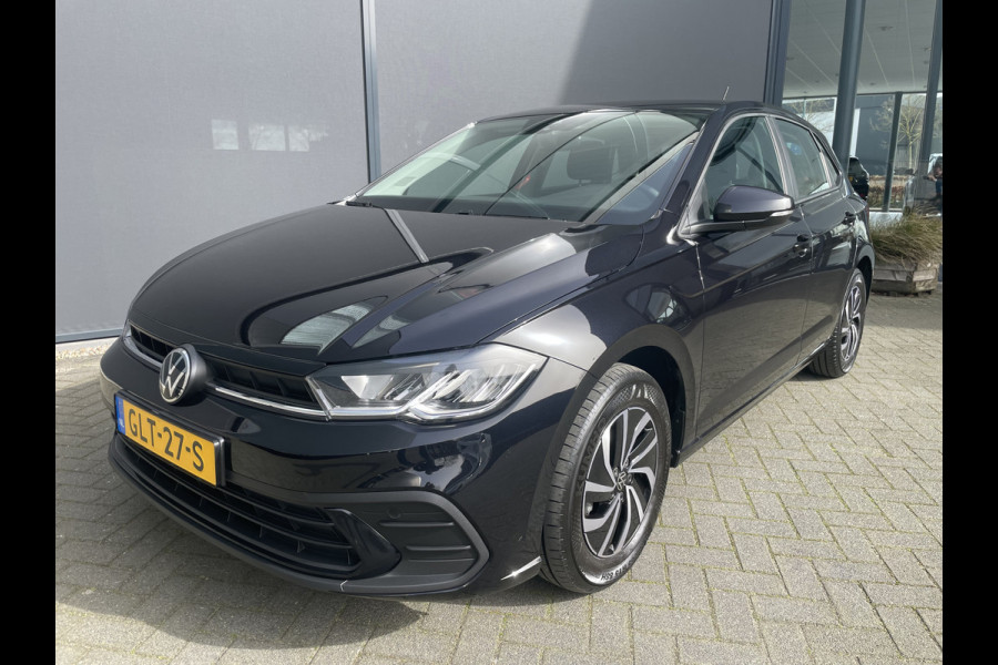 Volkswagen Polo 1.0 MPI Polo Airco - Apple carplay - Cruise control - Parkeersensoren - Licht metalen velgen 15 inch - Stuur multifunctioneel - Radio - Start/stop systeem - Elektrische ramen - Led verlichting - Stoffen b
