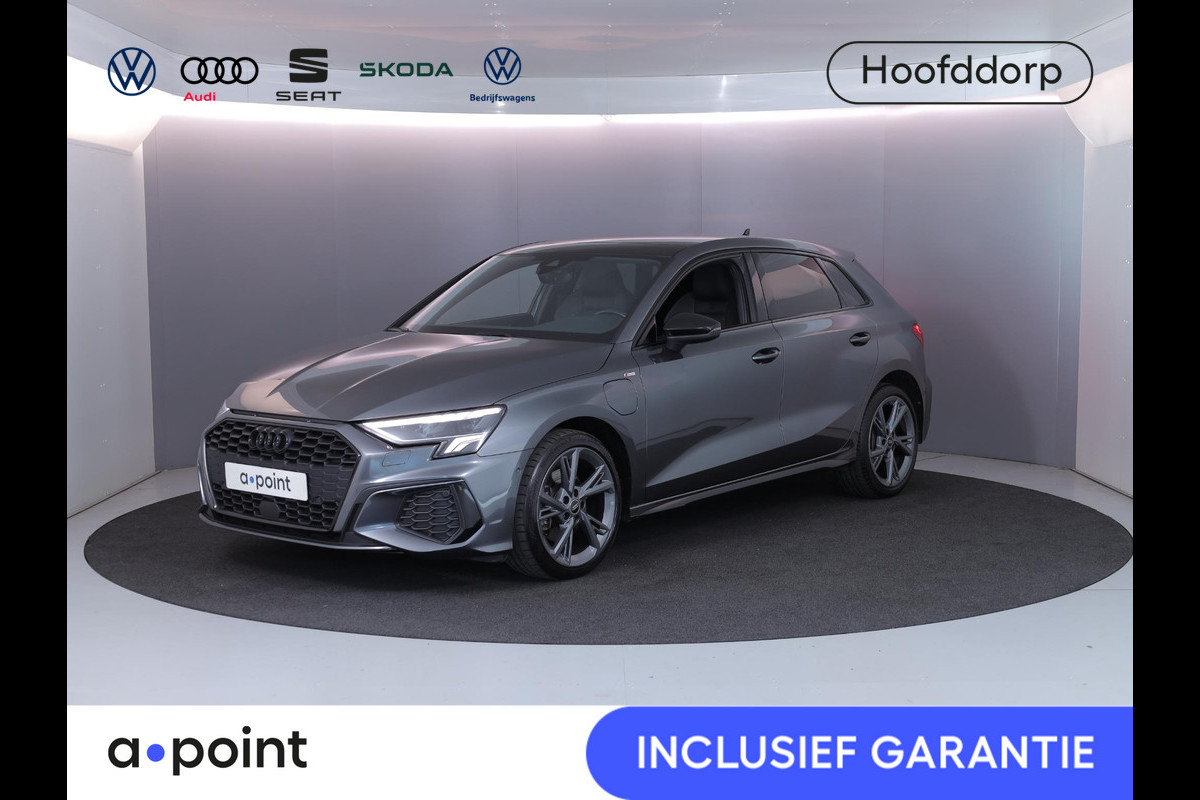 Audi Q3 45 TFSI e S edition 245pk | Parkeercamera | Navigatie| 20 inch Lichtmetalen velgen | 3 spaaks afgevlakt stuurwiel