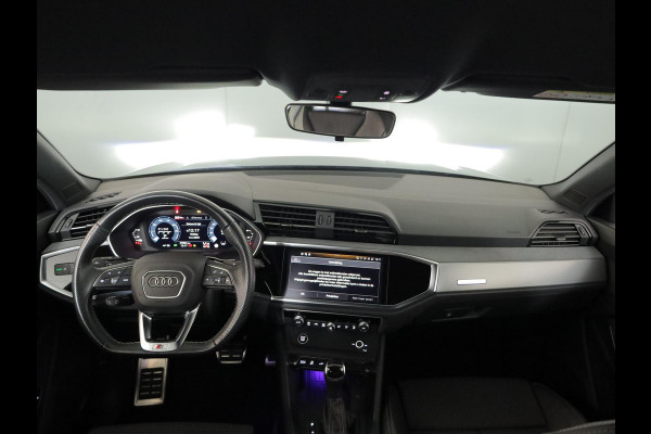 Audi Q3 45 TFSI e S edition 245pk | Parkeercamera | Navigatie| 20 inch Lichtmetalen velgen | 3 spaaks afgevlakt stuurwiel
