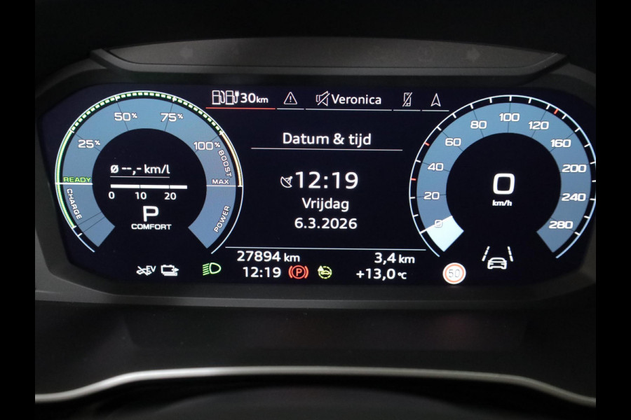 Audi Q3 45 TFSI e S edition 245pk | Parkeercamera | Navigatie| 20 inch Lichtmetalen velgen | 3 spaaks afgevlakt stuurwiel