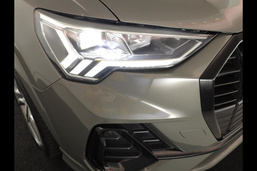 Audi Q3 45 TFSI e S edition 245pk | Parkeercamera | Navigatie| 20 inch Lichtmetalen velgen | 3 spaaks afgevlakt stuurwiel