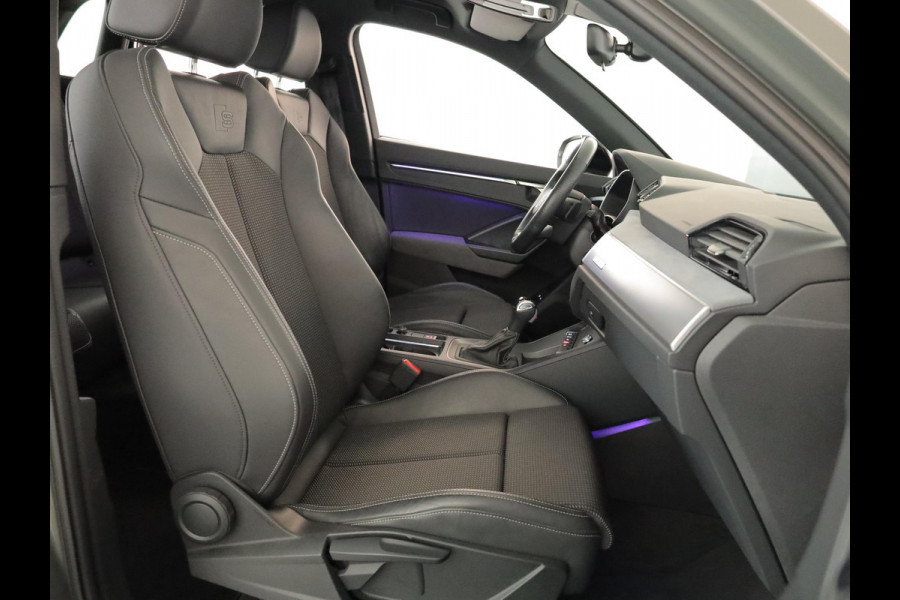 Audi Q3 45 TFSI e S edition 245pk | Parkeercamera | Navigatie| 20 inch Lichtmetalen velgen | 3 spaaks afgevlakt stuurwiel