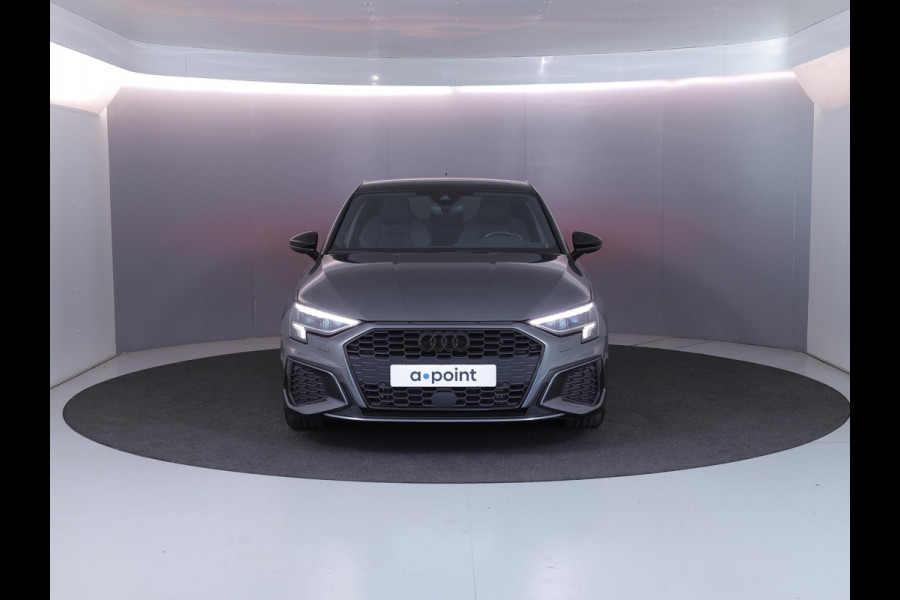Audi Q3 45 TFSI e S edition 245pk | Parkeercamera | Navigatie| 20 inch Lichtmetalen velgen | 3 spaaks afgevlakt stuurwiel