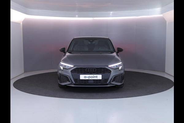 Audi Q3 45 TFSI e S edition 245pk | Parkeercamera | Navigatie| 20 inch Lichtmetalen velgen | 3 spaaks afgevlakt stuurwiel