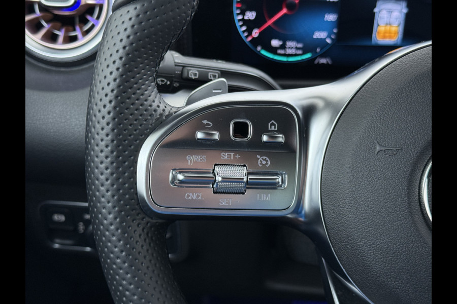 Mercedes-Benz EQB 350 4Matic 67kWk 293pk // Camera // Cruise Control // Carplay // Elek. Achterklep // Sfeerverlichting