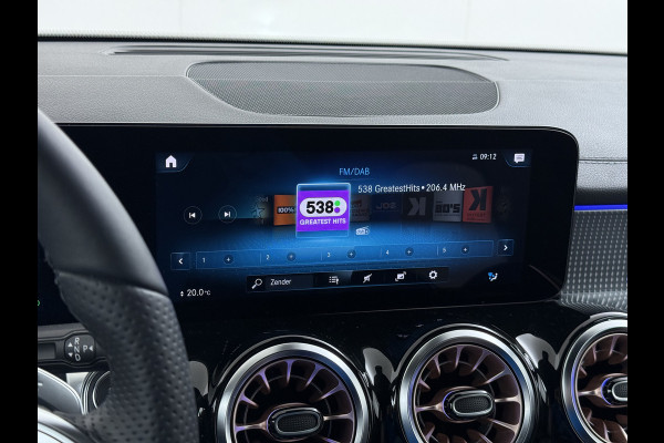 Mercedes-Benz EQB 350 4Matic 67kWk 293pk // Camera // Cruise Control // Carplay // Elek. Achterklep // Sfeerverlichting