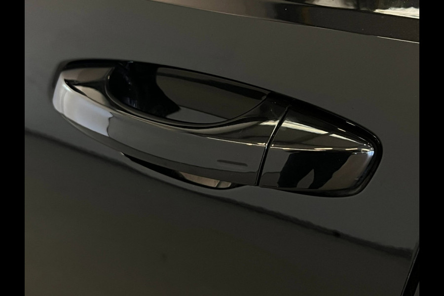 Audi Q3 45 TFSI e / S Line / Virtual / CarPlay / Keyless / Trekhaak