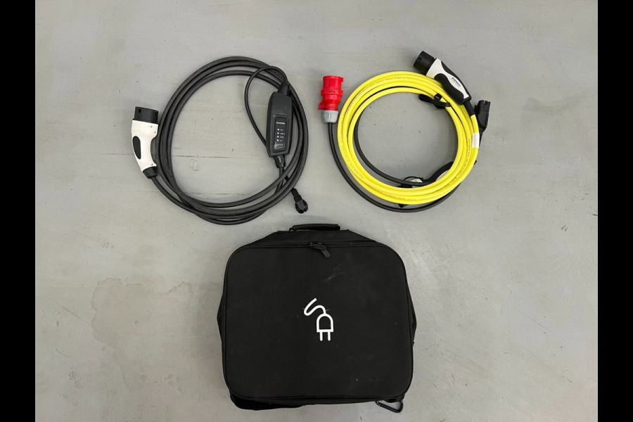 Audi Q3 45 TFSI e / S Line / Virtual / CarPlay / Keyless / Trekhaak