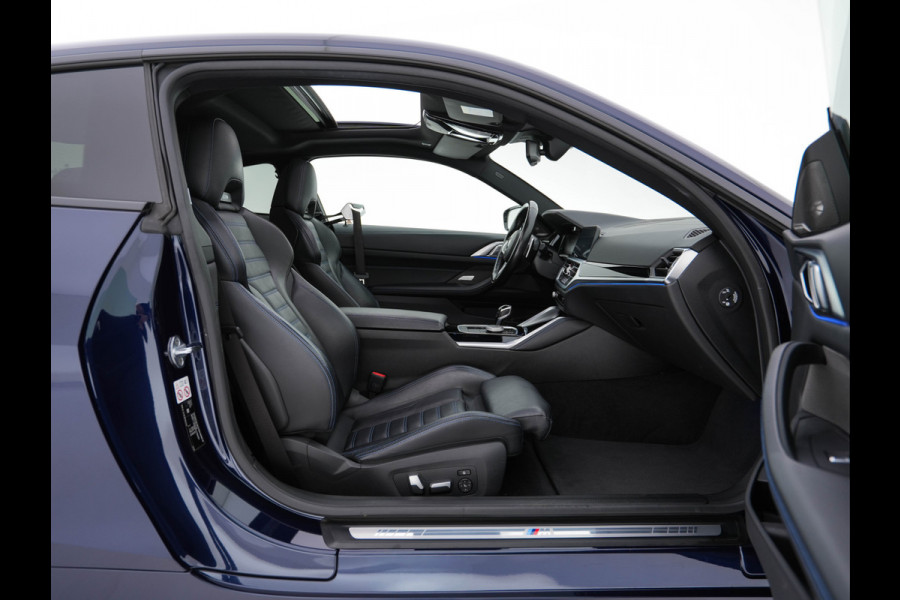 BMW 4 Serie Coupé M440i xDrive High Executive Aut. *PANO | LEATHER | HARMAN/KARDON | HEAD-UP | LASER-LED | ADAPTIVE-CRUISE | TOPVIEW | MEMORY-PACK | KEYLESS | HEATED-SPORTSEATS | DAB+ | DIGI-COCKPIT | SHIFTPADDLES | TOWBAR | 19''ALU*