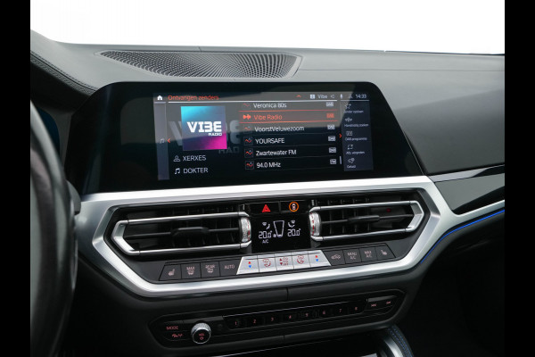 BMW 4 Serie Coupé M440i xDrive High Executive Aut. *PANO | LEATHER | HARMAN/KARDON | HEAD-UP | LASER-LED | ADAPTIVE-CRUISE | TOPVIEW | MEMORY-PACK | KEYLESS | HEATED-SPORTSEATS | DAB+ | DIGI-COCKPIT | SHIFTPADDLES | TOWBAR | 19''ALU*