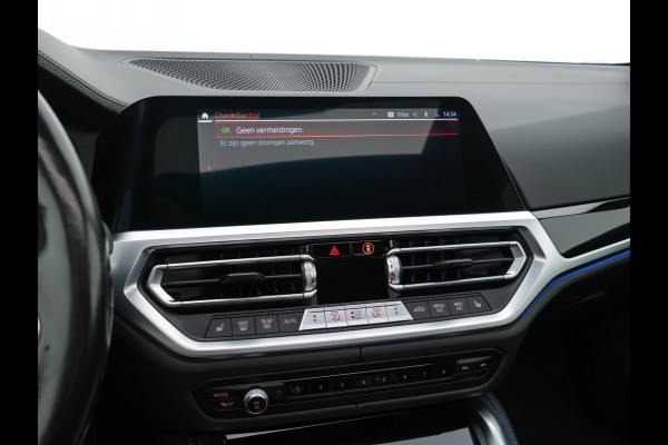 BMW 4 Serie Coupé M440i xDrive High Executive Aut. *PANO | LEATHER | HARMAN/KARDON | HEAD-UP | LASER-LED | ADAPTIVE-CRUISE | TOPVIEW | MEMORY-PACK | KEYLESS | HEATED-SPORTSEATS | DAB+ | DIGI-COCKPIT | SHIFTPADDLES | TOWBAR | 19''ALU*