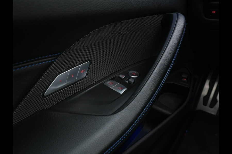 BMW 4 Serie Coupé M440i xDrive High Executive Aut. *PANO | LEATHER | HARMAN/KARDON | HEAD-UP | LASER-LED | ADAPTIVE-CRUISE | TOPVIEW | MEMORY-PACK | KEYLESS | HEATED-SPORTSEATS | DAB+ | DIGI-COCKPIT | SHIFTPADDLES | TOWBAR | 19''ALU*