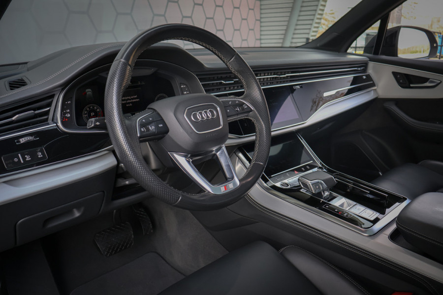Audi Q7 60 TFSI e Competition | B&O AUDIO | ADAPTIVE CRUISE | ELEK HAAK | PANORAMADAK | RS STOELEN |