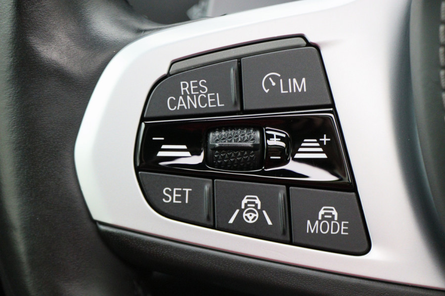 BMW X5 xDrive45e High Executive Laser, Panoramadak, 360° Camera, ACC, Luchtvering, H&K, Trekhaak, 21"