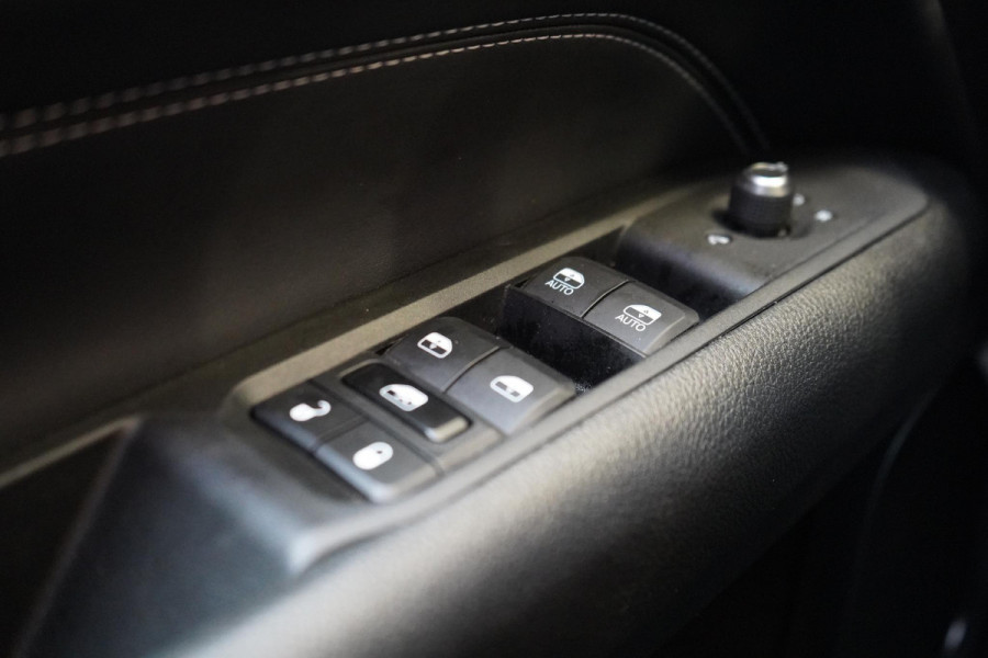 Jeep Compass 4xe 240 Plug-in Hybrid Electric S | SoH 88% | Stuurverwarming | Stuurverwarming | Leder | Navigatie | Camera