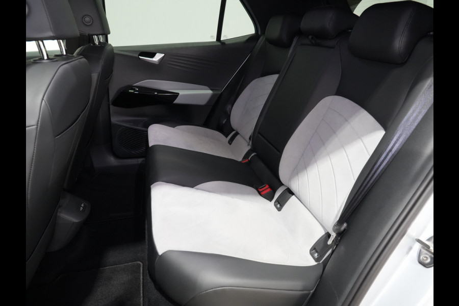 Volkswagen ID.3 204pk Pro Edition 58 kWh Navigatie Camera Stoel/Stuurverw. Android/Carplay Acc