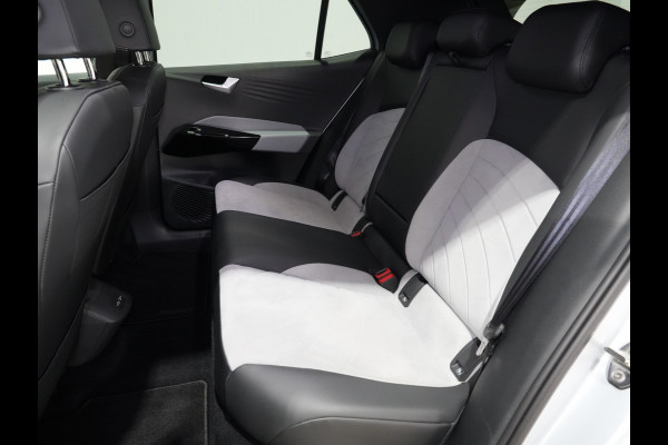 Volkswagen ID.3 204pk Pro Edition 58 kWh Navigatie Camera Stoel/Stuurverw. Android/Carplay Acc