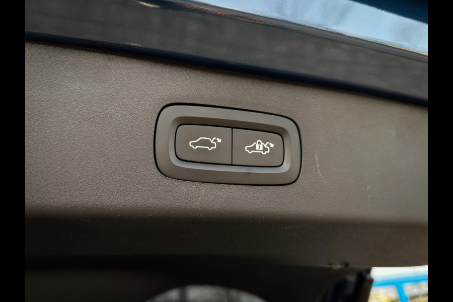 Lynk & Co 01 1.5 Orig NL|MY23|Zwarte hemel|Rolhoes|360 camera|Snelladen