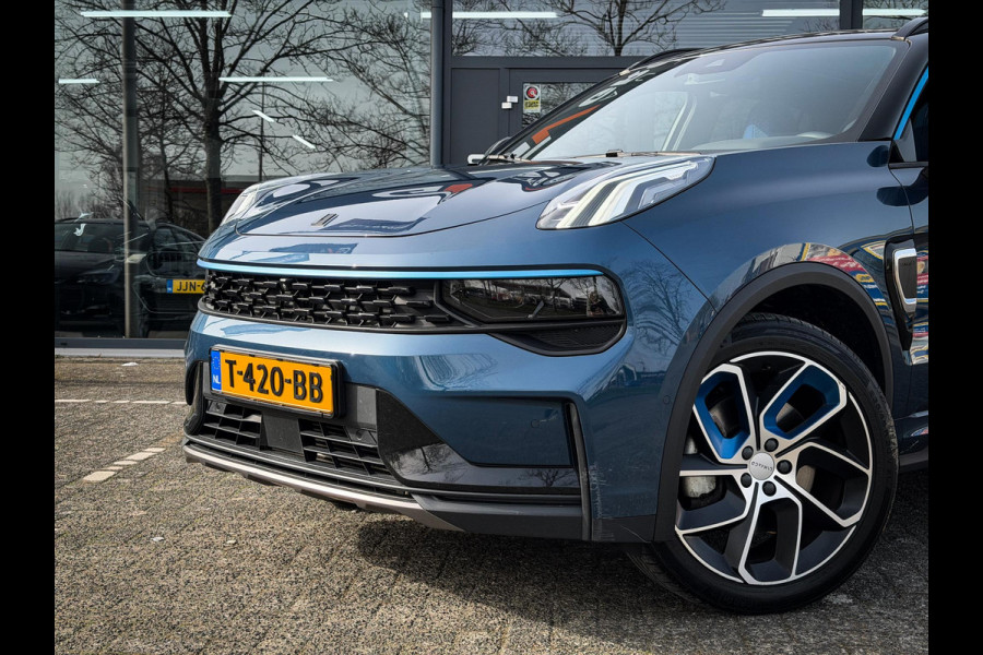 Lynk & Co 01 1.5 Orig NL|MY23|Zwarte hemel|Rolhoes|360 camera|Snelladen