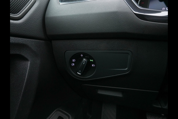 Volkswagen Tiguan Allspace 1.5 TSI R-Line Highline Business [ 7-Pers. ] Aut. *PANO | ARTVELOURS | FULL-LED | DIGI-COCKPIT | KEYLESS | ADAPTIVE-CRUISE | CAMERA | SHIFTPADDLES | CARPLAY | DAB+ | HEATED-COMFORTSEATS | NAVI-FULLMAP | PRIVACYGLASS | 19''ALU*