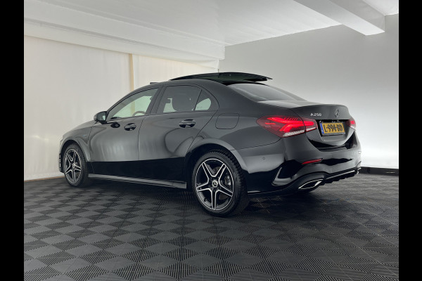 Mercedes-Benz A-Klasse 250 e AMG Limited Business Solution (Plug-In) (INCL-BTW) *PANO | LEATHER-MICROFIBRE | FULL-LED | AMBIENTLIGHT | HEATED-SPORTSEATS | WIDESCREEN-COCKPIT | DAB+ | NAVI-FULLMAP | CAMERA | PRIVACYGLASS | 18''ALU*