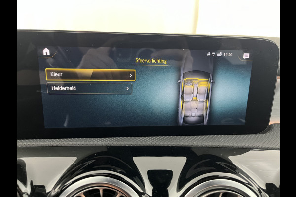 Mercedes-Benz A-Klasse 250 e AMG Limited Business Solution (Plug-In) (INCL-BTW) *PANO | LEATHER-MICROFIBRE | FULL-LED | AMBIENTLIGHT | HEATED-SPORTSEATS | WIDESCREEN-COCKPIT | DAB+ | NAVI-FULLMAP | CAMERA | PRIVACYGLASS | 18''ALU*