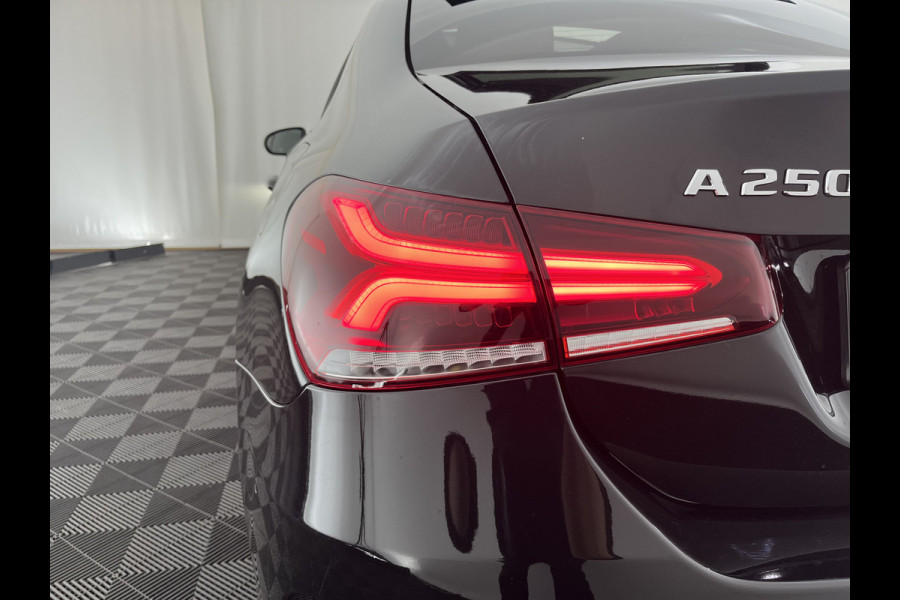 Mercedes-Benz A-Klasse 250 e AMG Limited Business Solution (Plug-In) (INCL-BTW) *PANO | LEATHER-MICROFIBRE | FULL-LED | AMBIENTLIGHT | HEATED-SPORTSEATS | WIDESCREEN-COCKPIT | DAB+ | NAVI-FULLMAP | CAMERA | PRIVACYGLASS | 18''ALU*