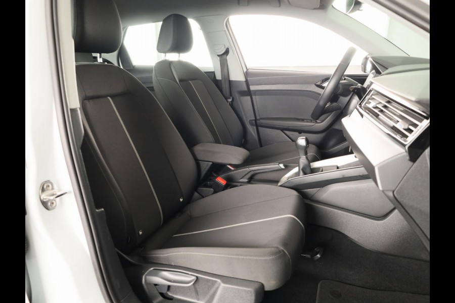 Audi A1 Sportback 25 TFSI epic 95pk | Navigatie via app| Parkeersensoren | Cruise Control