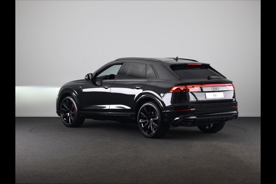 Audi Q8 Pro Line S 55 TFSI e 394 pk | Bang & Olufsen Premium 3D | Glazen panoramadak | Vierwielbesturing | Assistentie. plus, remote park |