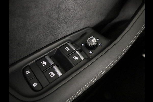 Audi Q8 Pro Line S 55 TFSI e 394 pk | Bang & Olufsen Premium 3D | Glazen panoramadak | Vierwielbesturing | Assistentie. plus, remote park |