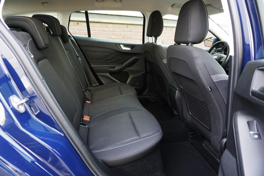 Ford FOCUS Wagon 1.0 EcoB.125PK Hybrid Business/Camera/AppleCarPlay Rijklaar incl.Garantie.