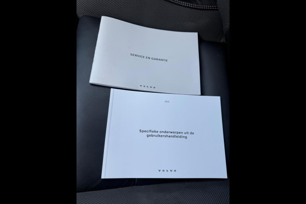 Volvo V60 2.0 B4 205 pk R-Design sport, Black edition, vele opties, sport leder, dealer onderhouden, 1 e eigenaar, NL auto met nap