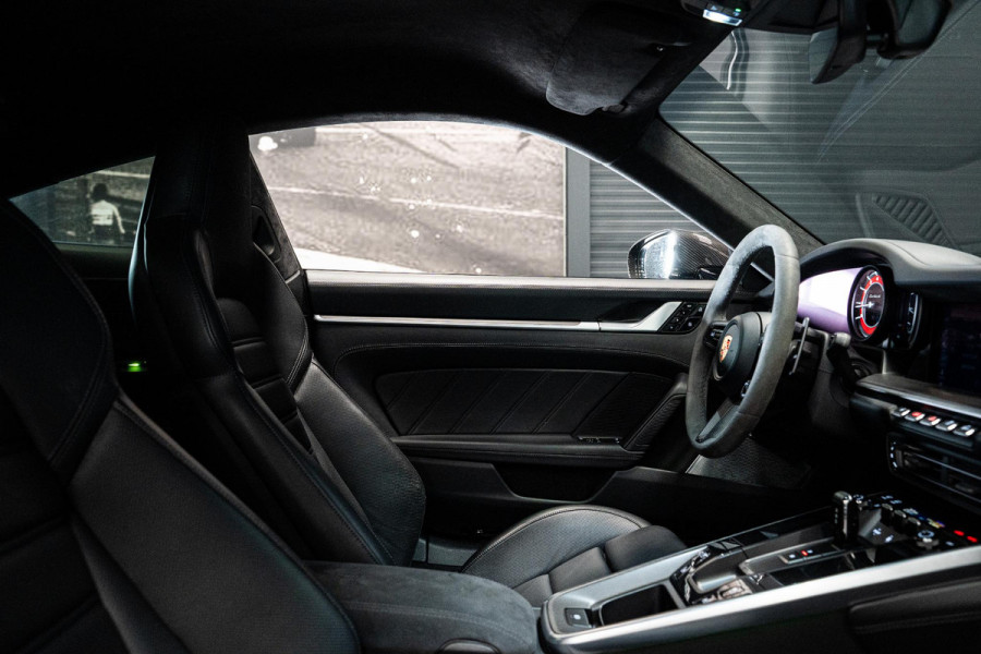 Porsche 911 3.8 Turbo S *Keramisch / Burmester / Lift-Systeem / Carbon / Stoelventilatie / Nachtzicht / Vierwielbesturing*
