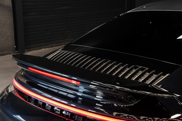 Porsche 911 3.8 Turbo S *Keramisch / Burmester / Lift-Systeem / Carbon / Stoelventilatie / Nachtzicht / Vierwielbesturing*