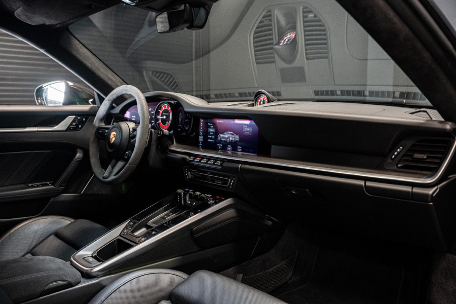 Porsche 911 3.8 Turbo S *Keramisch / Burmester / Lift-Systeem / Carbon / Stoelventilatie / Nachtzicht / Vierwielbesturing*