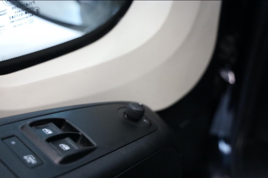 Citroën Jumper 2.2 BlueHDi ZWART 120PK BJ 2024 L2/H1 TREKHAAK AIRCO CAMERA CRUISE CONTROL LEASE V/A €99,- p.m. INRUIL MOGELIJK