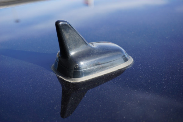 Volkswagen T-Roc 115PK Life GOAL Edition ALLSEASONS | STOELVERWARMING | PARK.SENS